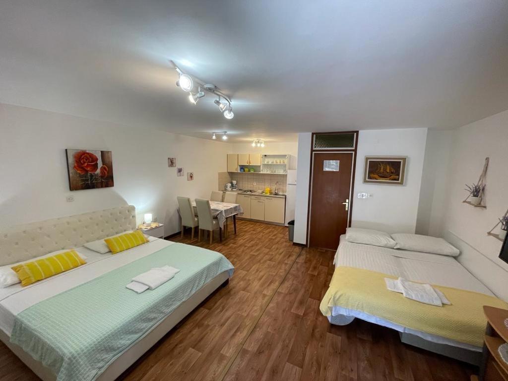 Apartmani Mavrinac Nerezine Quarto foto